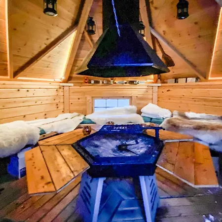 In Gol With Kitchen *